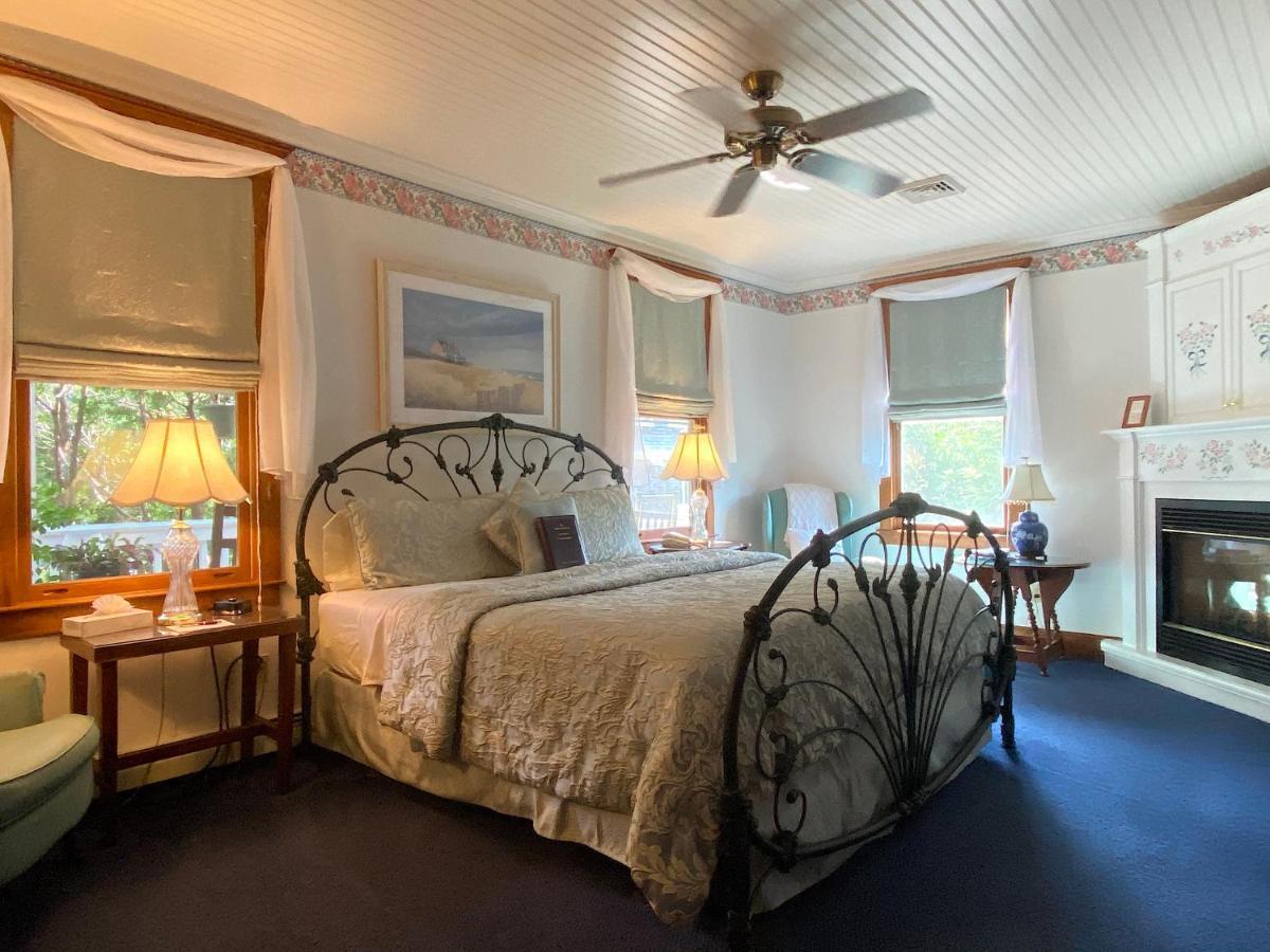 Palmer House Inn Falmouth Extérieur photo