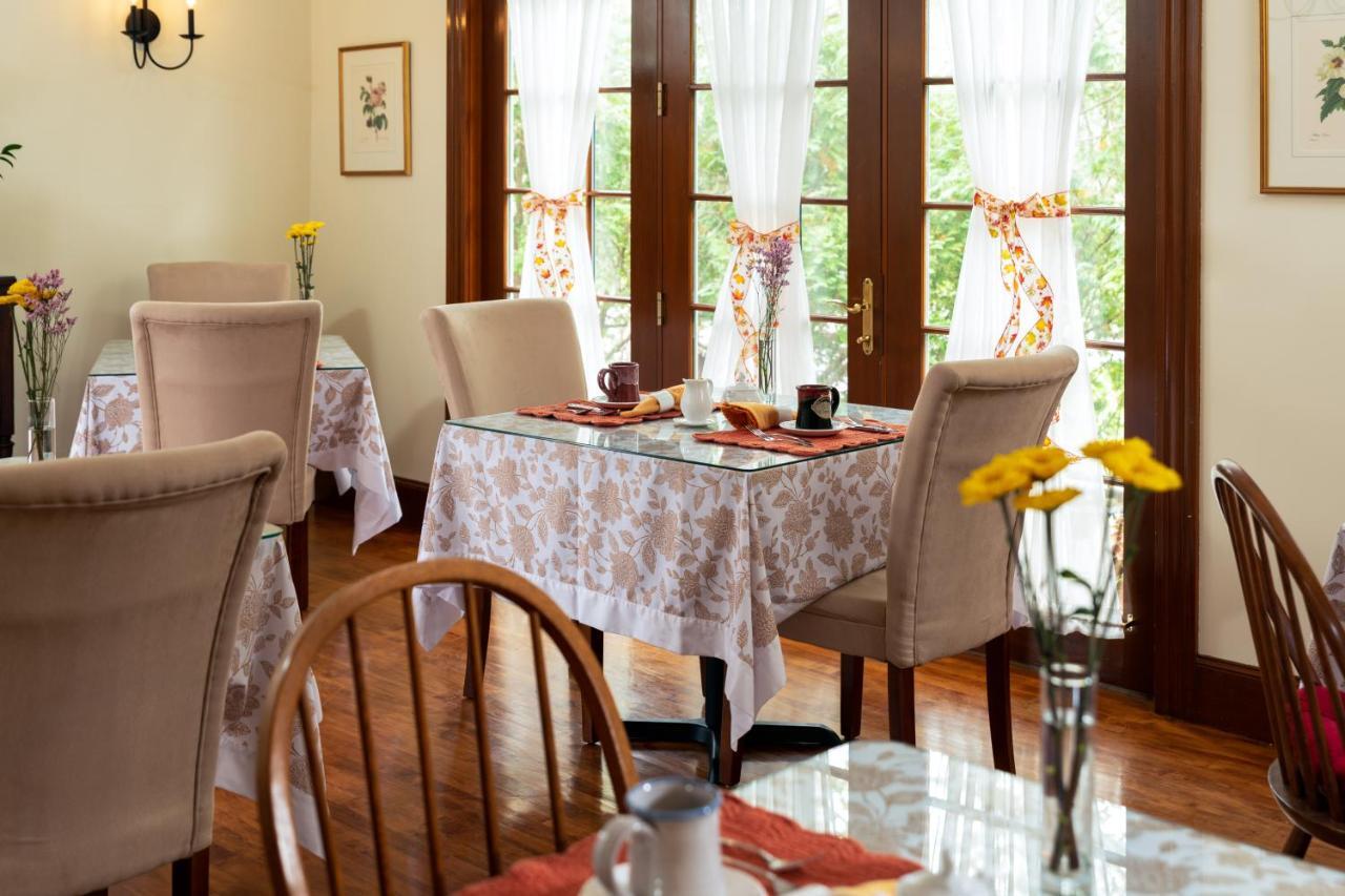 Palmer House Inn Falmouth Extérieur photo