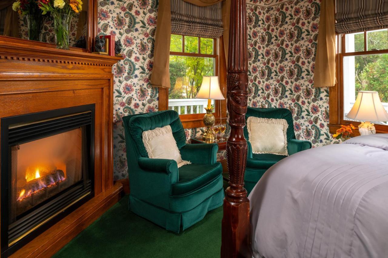 Palmer House Inn Falmouth Extérieur photo